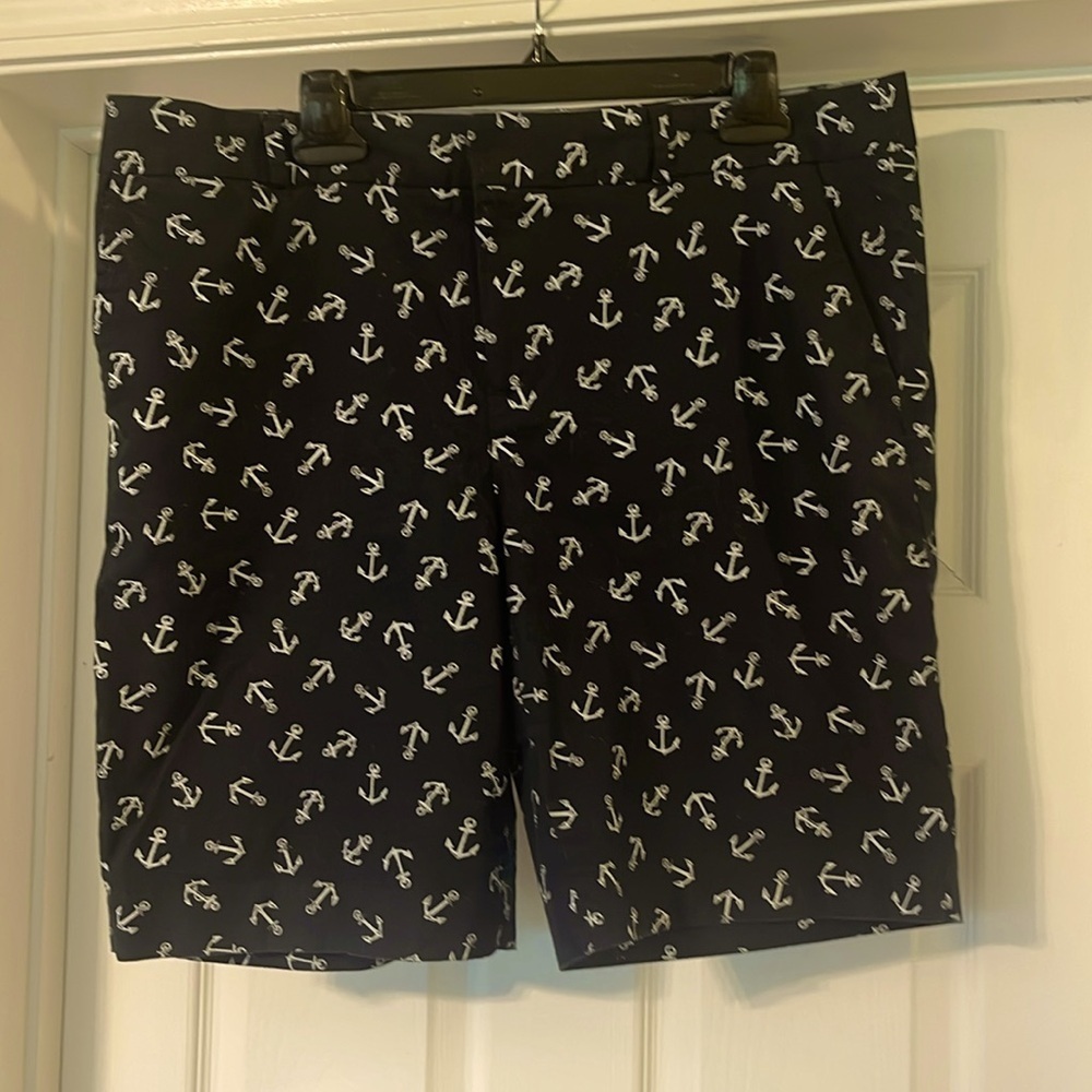 Banana Republic Bermuda Shorts - Anchor Design - Navy, White - Size 14